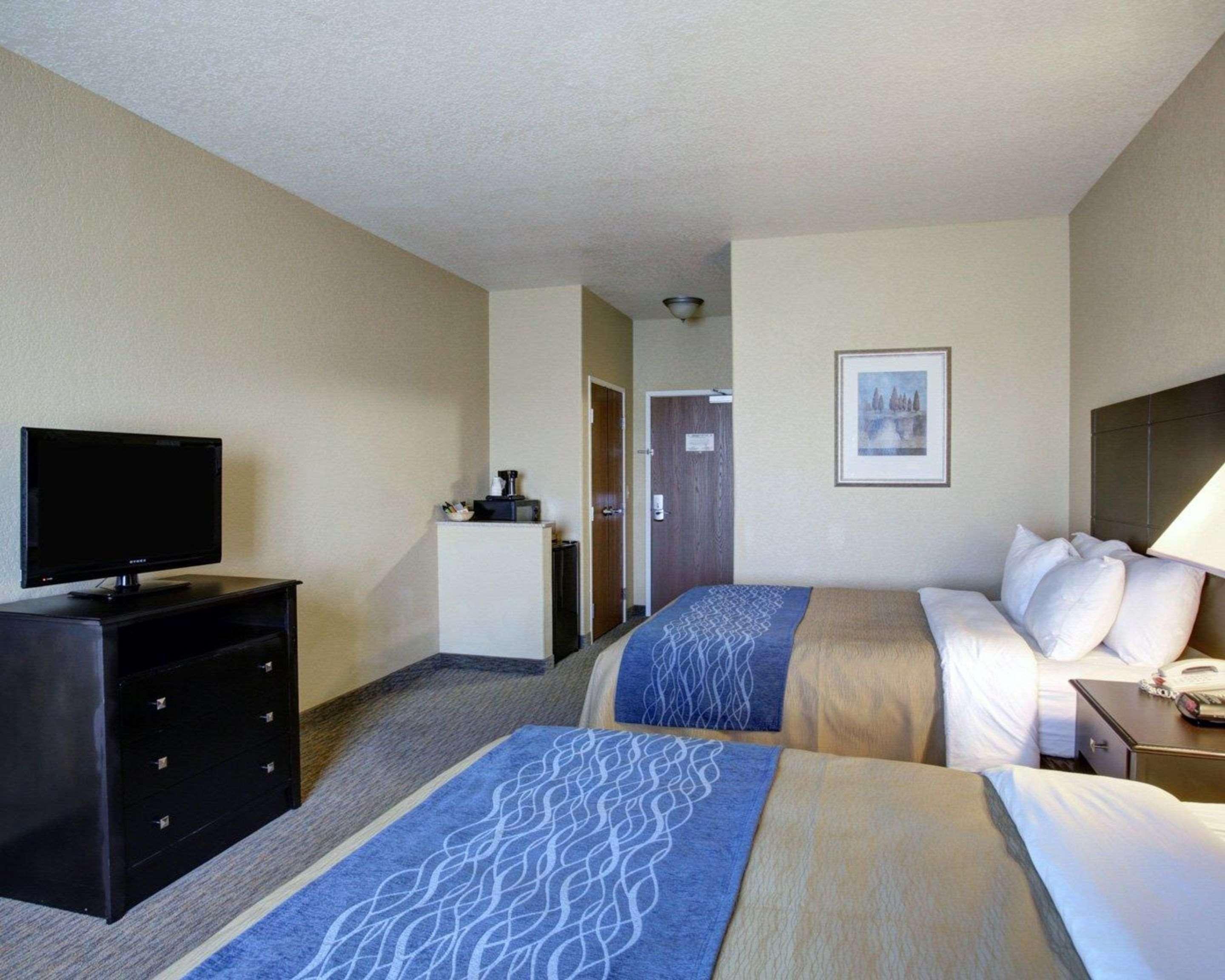 Spark By Hilton Selma Exterior photo