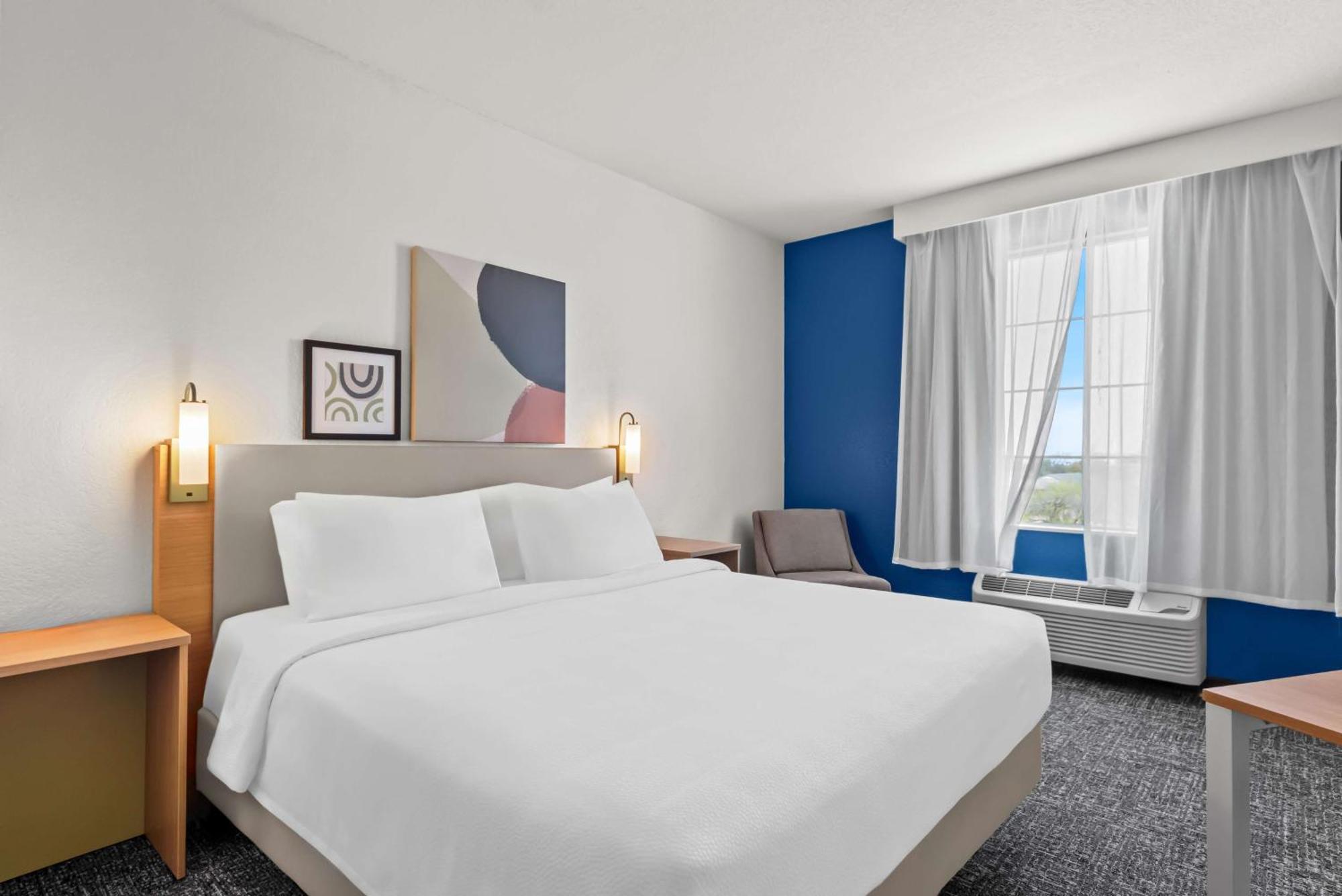 Spark By Hilton Selma Exterior photo