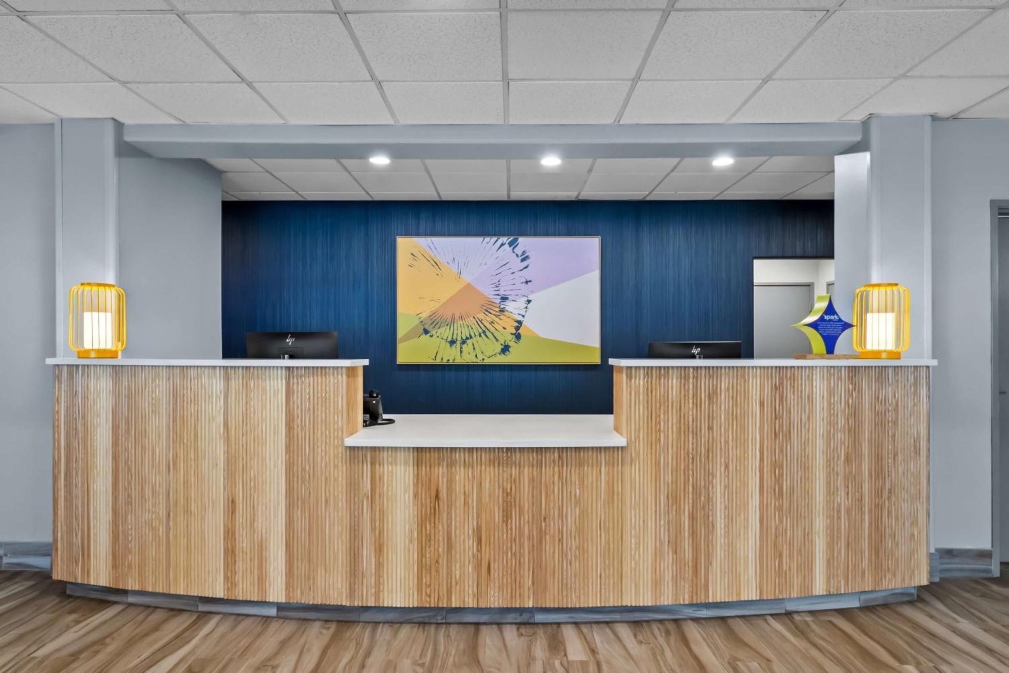 Spark By Hilton Selma Exterior photo